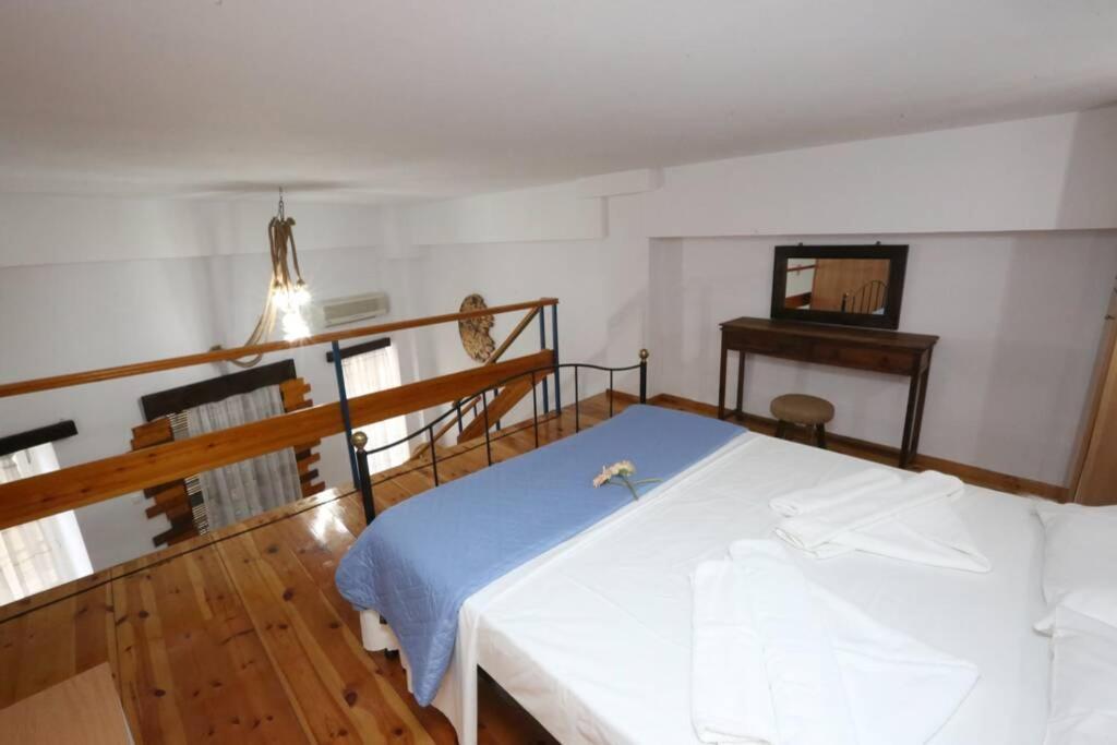 Apartament Lignum Ermupoli Zewnętrze zdjęcie